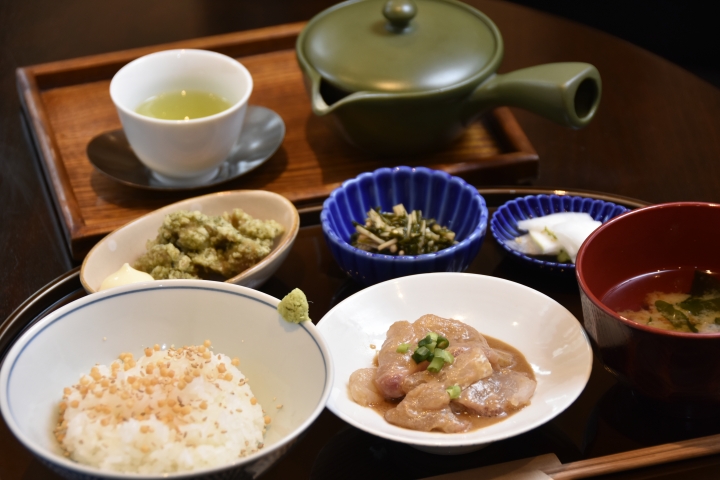 「茶CAFE 竹若」咖啡廳