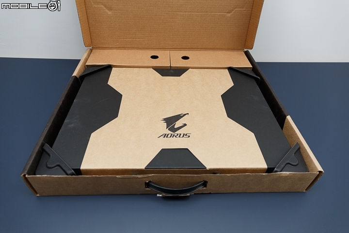 薄型機身 高階效能 AORUS X7 DT v7 電競筆電
