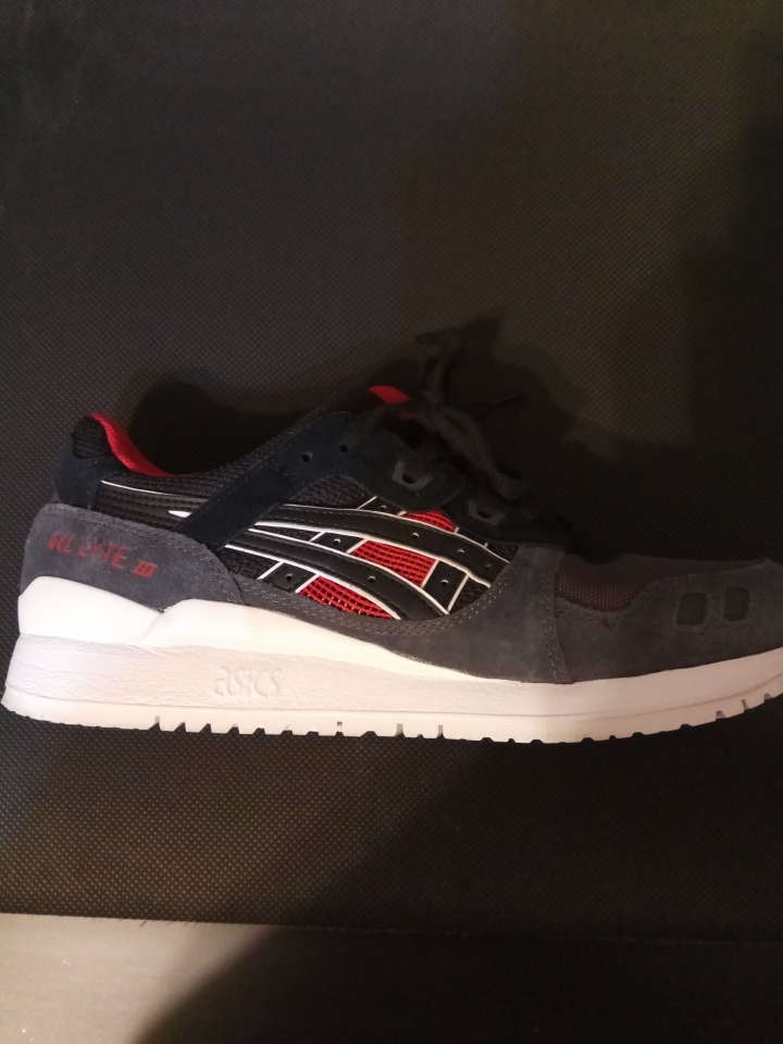 ABC MART的ASICS GEL LYTE3大特價，但是?