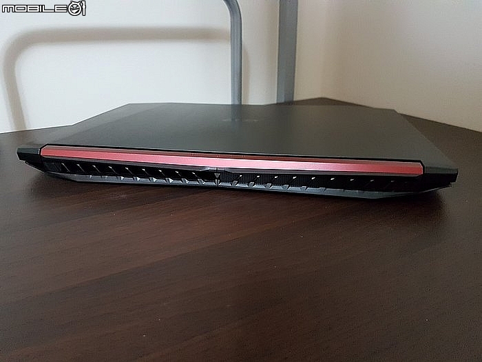非Predator...acer Nitro 5輕心得