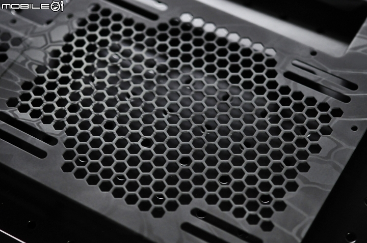 【機殼改裝】CoolerMaster Maker 5T 迷彩風格改裝