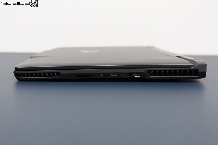 薄型機身 高階效能 AORUS X7 DT v7 電競筆電