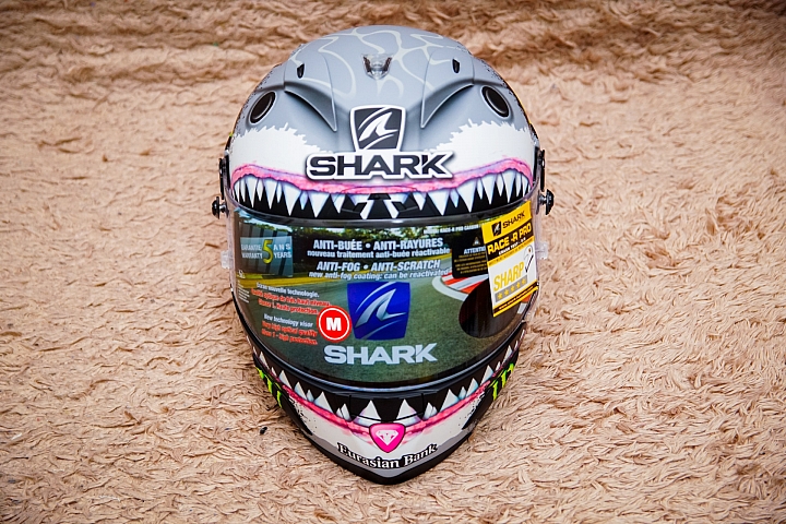 好殺的鯊魚!LORENZO WHITE SHARK 2016 Aragon Grand Prix  開箱