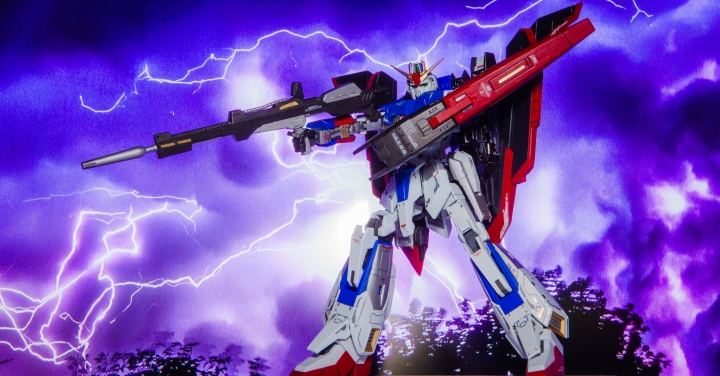 各位覺得鋼彈中哪一台機體的臉最帥呢？ 俊俏臉龐的Z鋼彈 RG BANDAI