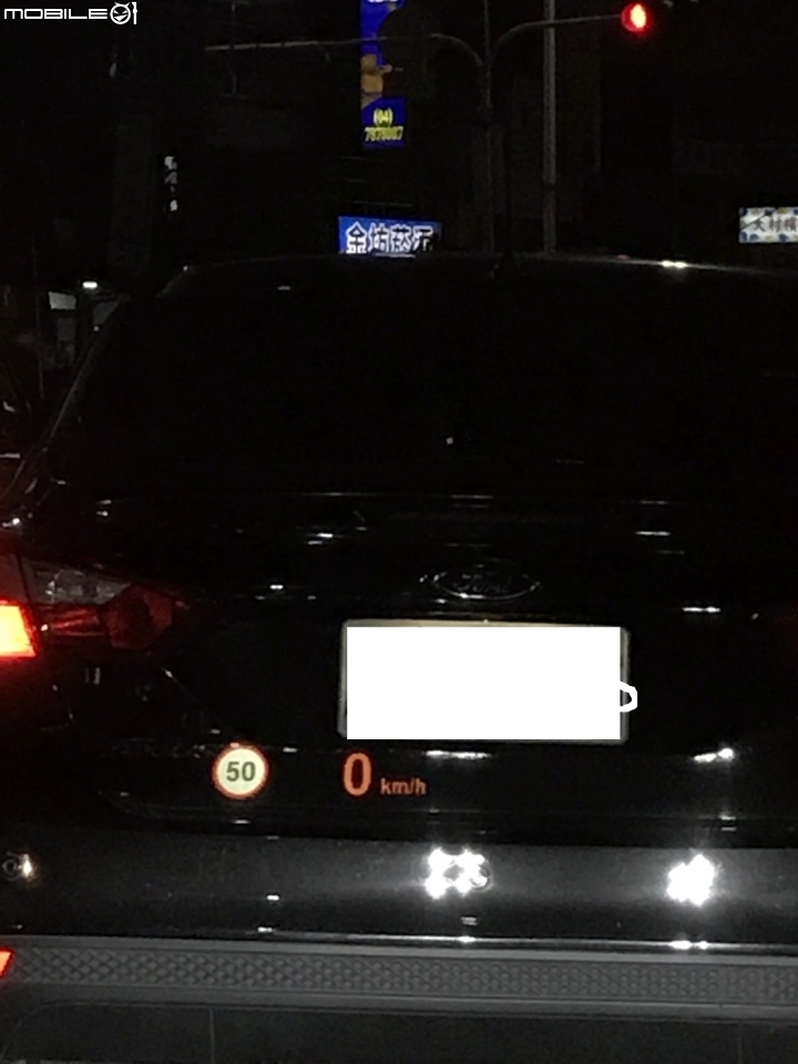 [分享]今天交車嚕520i，簡易開箱新開始，2017新增升級HUD+EVO ID6 CAR play上身
