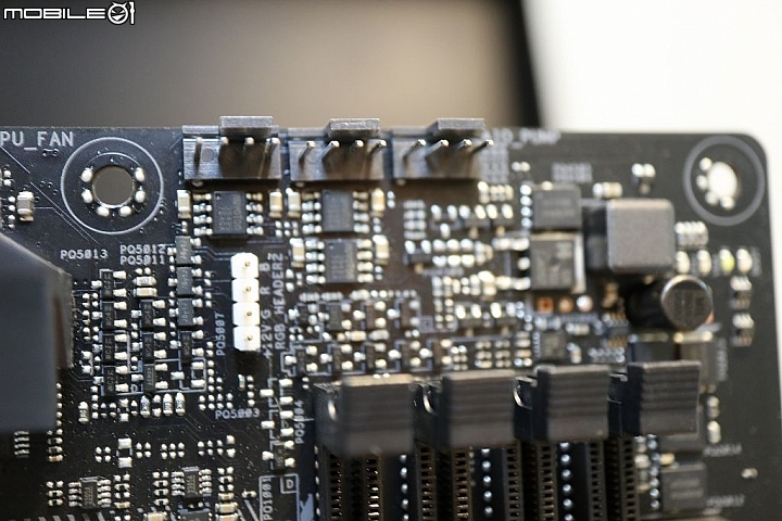 5年保固 ROG 功能規格到位 AM4 STRIX X370F GAMING 開箱