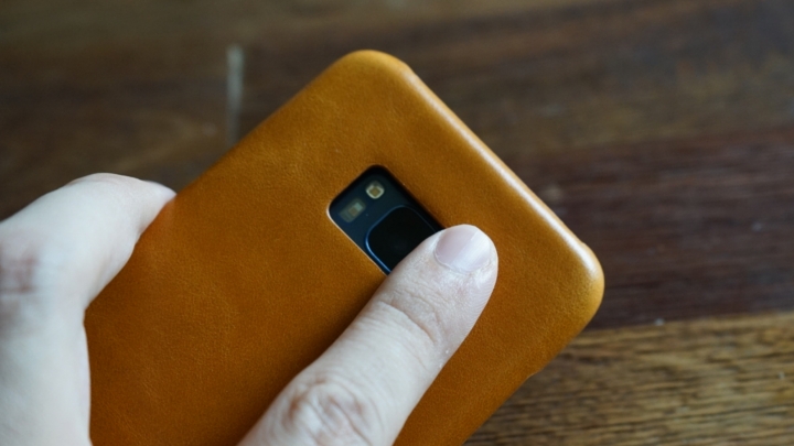 [開箱]  alto 義大利 Galaxy S8 皮革保護殼 Original 焦糖棕 新增使用後照片