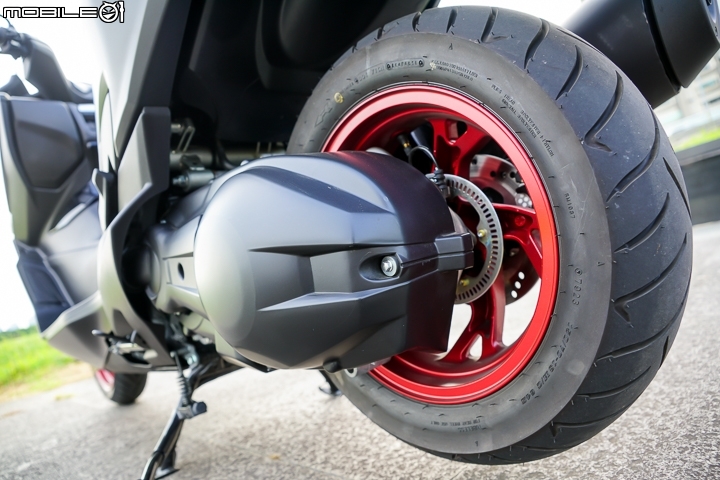 進口黃牌羊之爭 SUZUKI Burgman 400 ABS