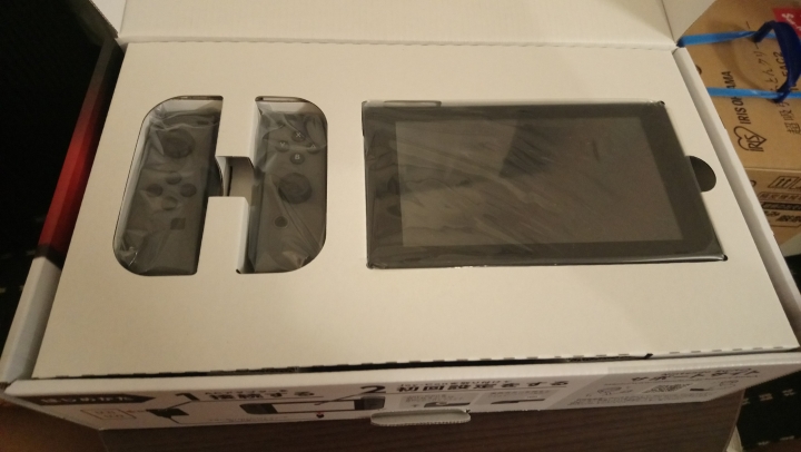 Nintendo Switch主機開箱