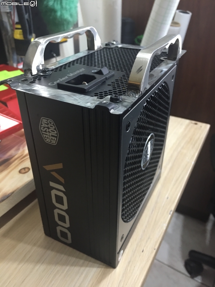 【機殼改裝】CoolerMaster Maker 5T 迷彩風格改裝