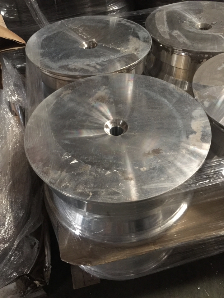 第一代X5 E53上20吋鍛造鋁圈也能蹦出新滋味~~~D1 SPEC