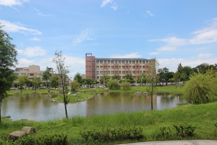騎 遊 岡 山 、 探 索 岡 山 ( 上 集 )