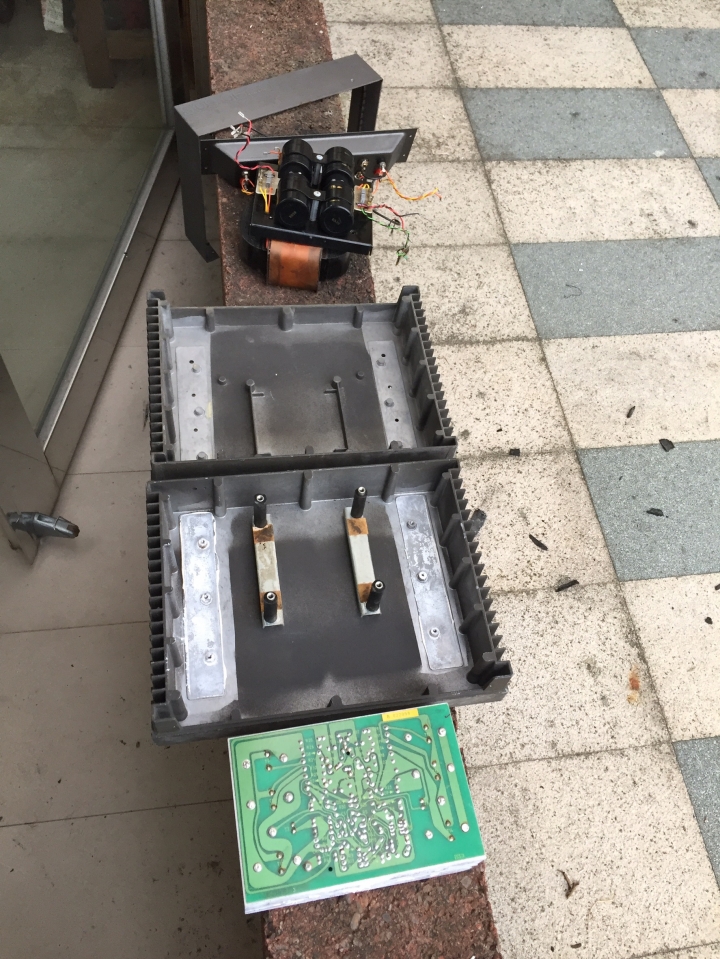 QUAD 606 DIY清理及請教一些問題(附圖)