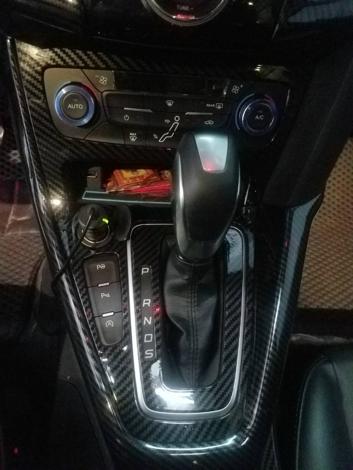 FOCUS MK3.5 花一些錢~~改善內觀美感@@