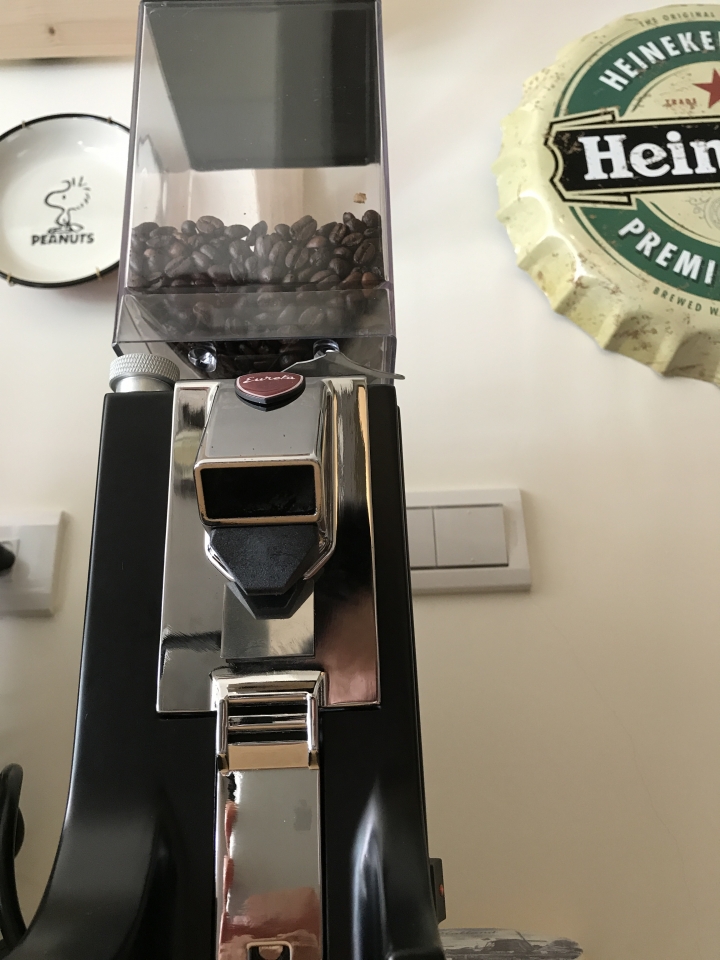 [分享文] Rancilio Silvia V5 + Rocky + Eureka Mignon