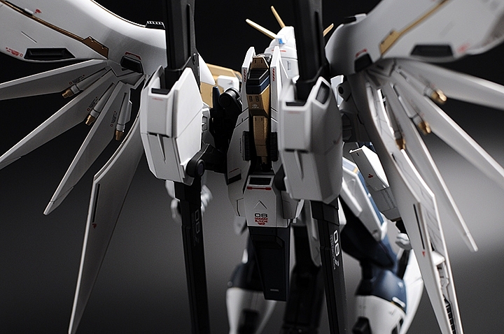 MG Impulse Gundam Blanche 小改造改色