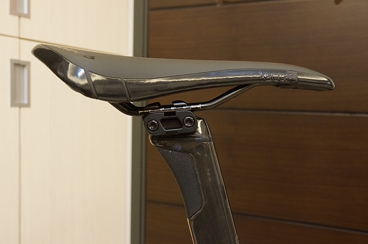 [開箱] 2018 MERIDA Reacto 4000TW  車隊版圖裝(美申藍)