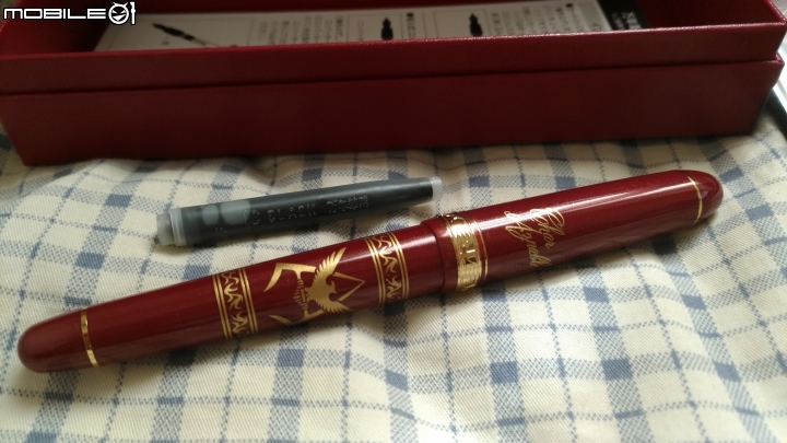 [開箱] 據說會讓你寫字數度比別人快三倍的鋼筆