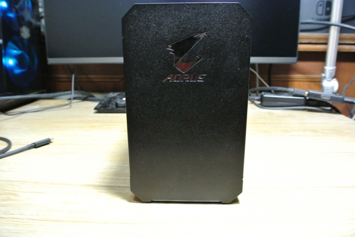AORUS GTX 1070 Gaming Box 顯卡外接也可以歐~輕測試