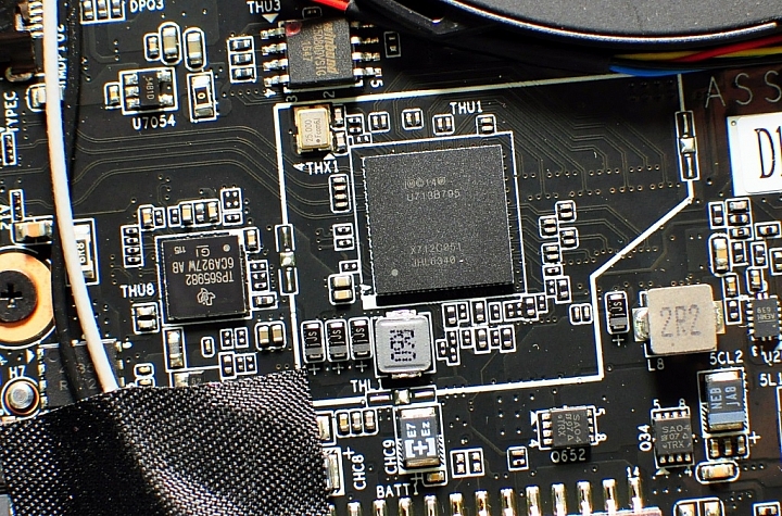 GIGABYTE Aero14(GTX 1050 Ti)，結合新技術，打造完美高效商務機