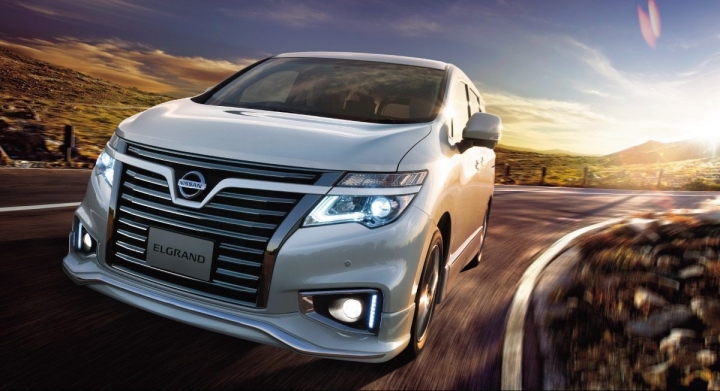 Nissan 的 Mini VAN " ELGRAND "
