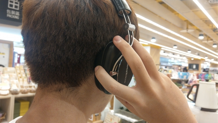 樂動人生、音你而在！Bowers & Wilkins P7 Wireless 高音質藍牙耳機，隨時隨地展開你的音樂饗宴！