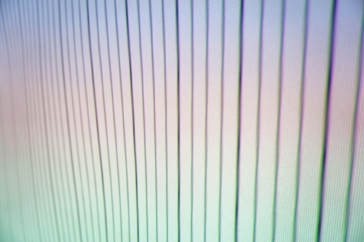 [請益] 投影機水平/垂直線測試問題- Benq W2000+