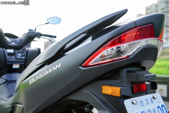 進口黃牌羊之爭 SUZUKI Burgman 400 ABS
