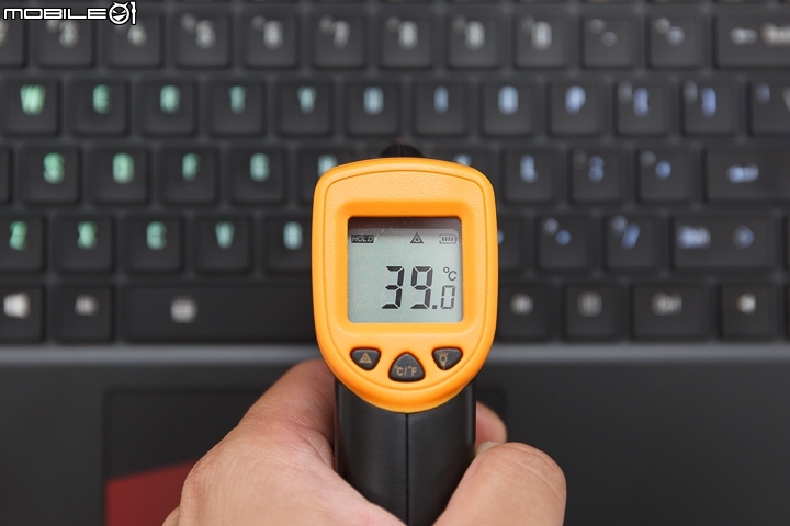 薄型機身 高階效能 AORUS X7 DT v7 電競筆電