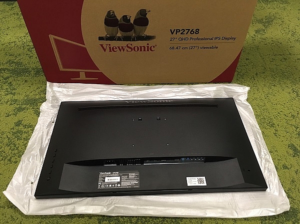 [開箱] ViewSonic VP2768 快速開箱文 (超有設計感的螢幕)