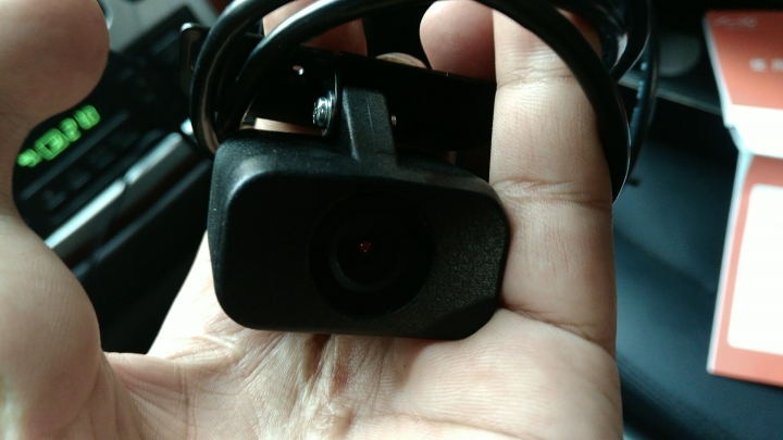 【MIO R58】行車紀錄器!!福特ESCAPE 2.3實測安裝!!進度:維修完成，重新安裝後正常運行