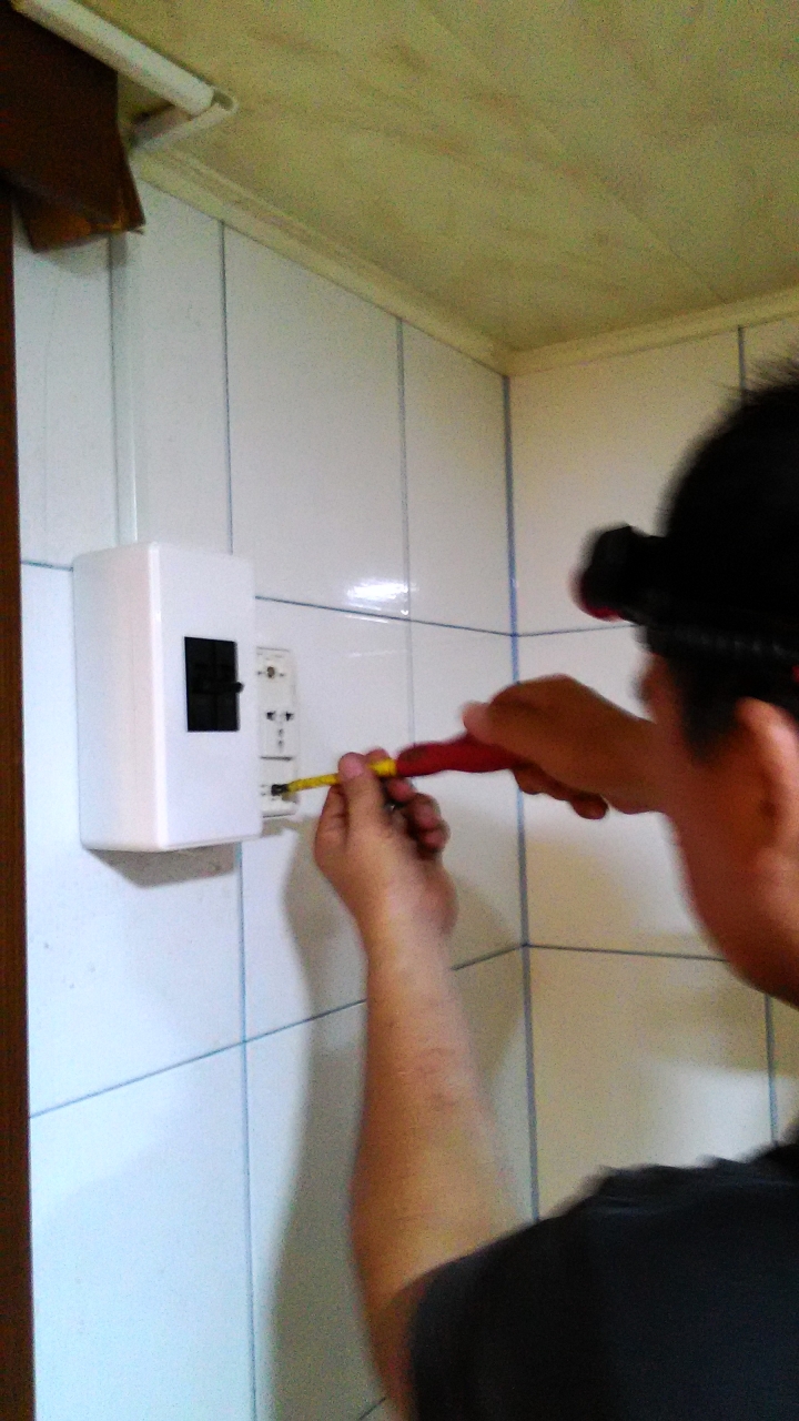 咖啡機 220V 電源安裝 簡易開箱