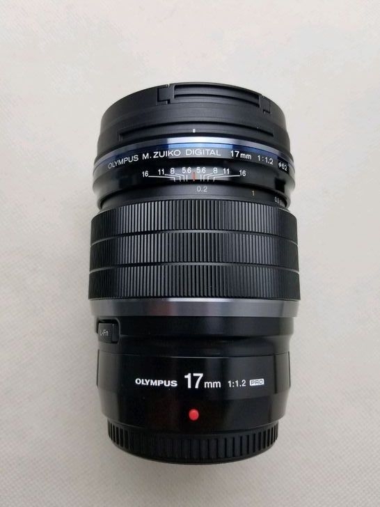 17mm f1.2 pro