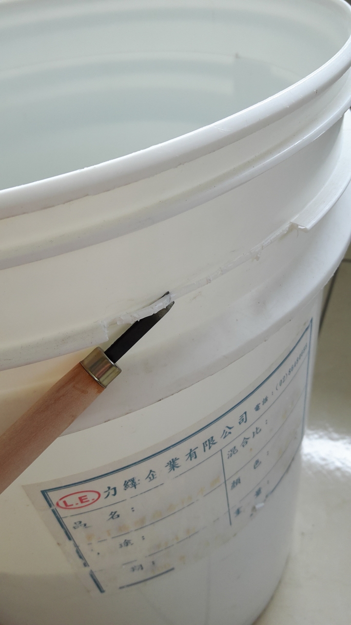 廢物利用生態缸-取名:[終極-懶人-室外免插電-可換水-造氧-生態系統缸]