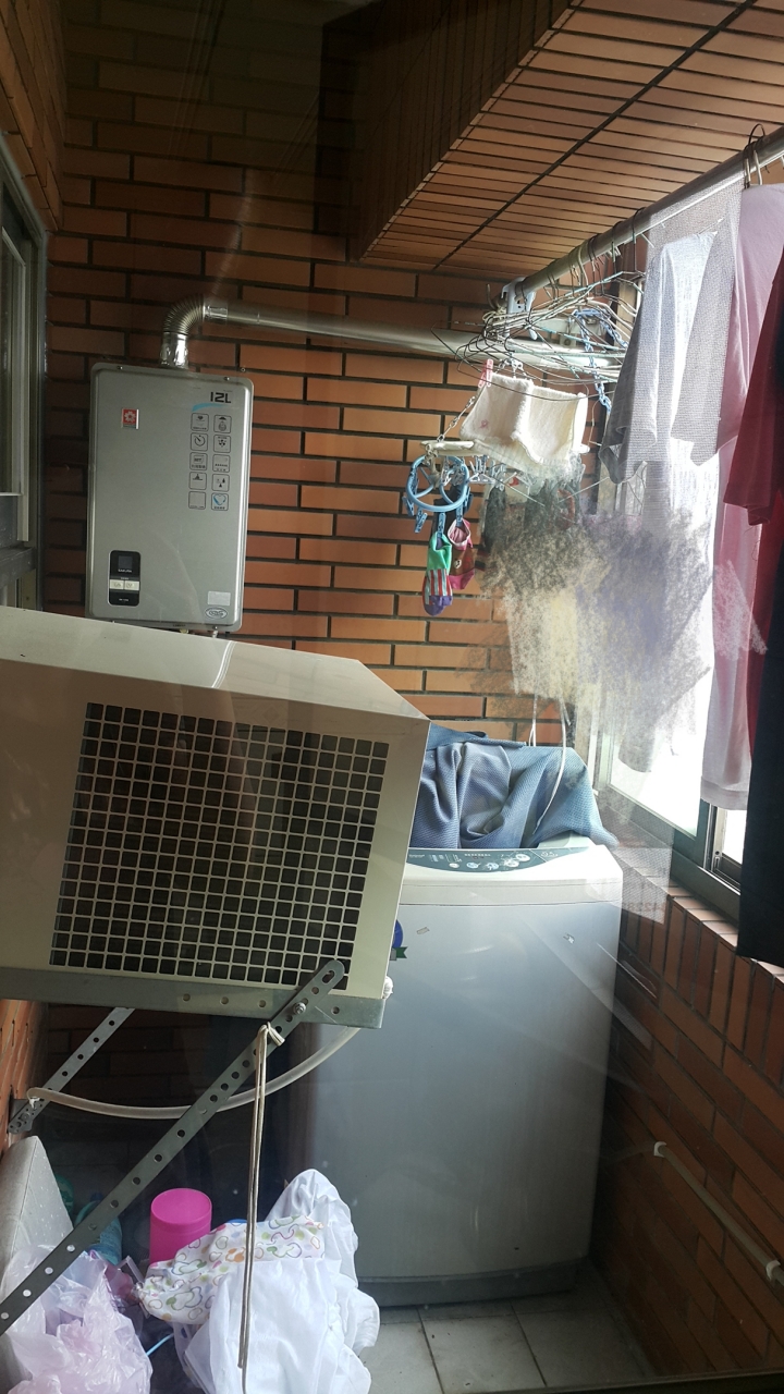 請問冷氣散熱問題