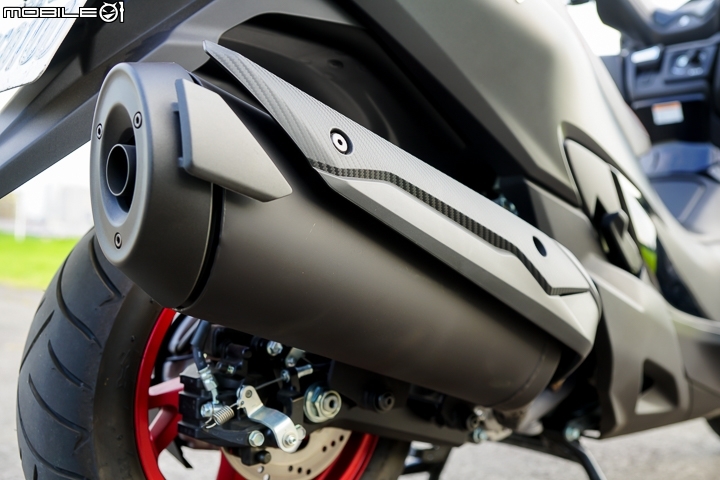 進口黃牌羊之爭 SUZUKI Burgman 400 ABS