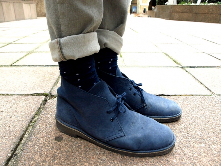 請問clarks   圖片上這雙是Clarks Originals 還是Clarks bushacre 2 ??