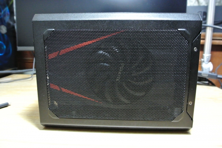 AORUS GTX 1070 Gaming Box 顯卡外接也可以歐~輕測試