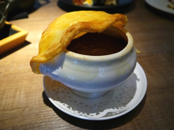 【台北 信義區/捷運市政府站】À Point Steak & Bar 艾朋牛排餐酒館-牛排龍蝦的頂級享受