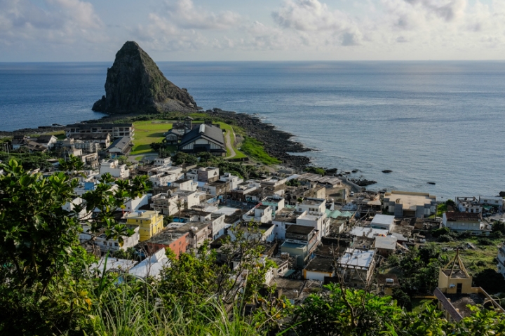 [遊記] 蘭嶼四天三夜 (東清灣 青青草原 祈禱山 拼板舟 日出日落.......)