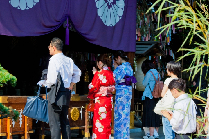 【景點。遊記】東京 神樂坂 神樂坂一日散策 漫步神樂坂 參拜大神宮 七夕祈願 餐廳 美食 風景 推薦 神社