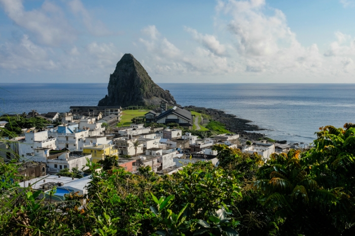[遊記] 蘭嶼四天三夜 (東清灣 青青草原 祈禱山 拼板舟 日出日落.......)