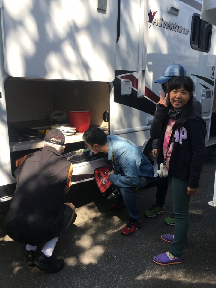 爸爸送給女兒們的畢業禮物之加拿大露營車自助行 - Day 2