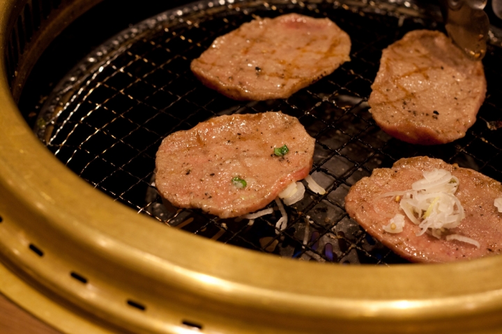 【美食。食記】東京 鶯谷 肉質絕美 便宜質優 鶯谷園 預約 訂位 燒肉 推薦