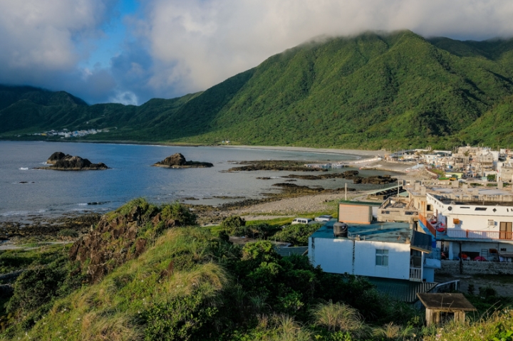 [遊記] 蘭嶼四天三夜 (東清灣 青青草原 祈禱山 拼板舟 日出日落.......)