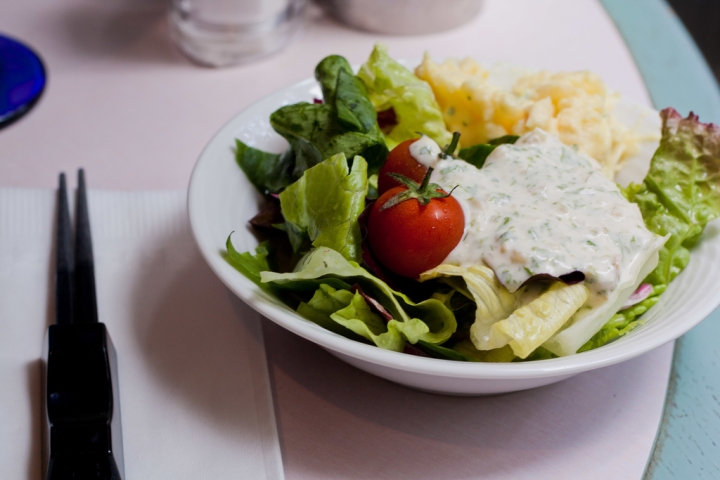 【食記。美食】東京 大崎 旅行時的纖維救援  沙拉小菜吃到飽 舟茶屋