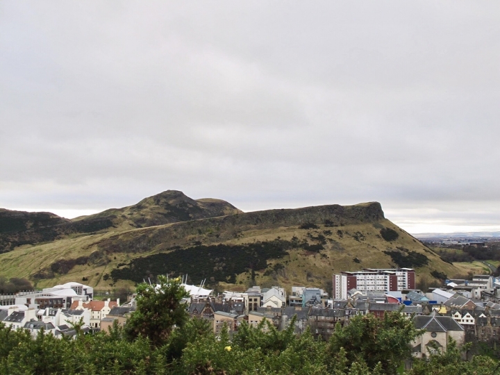【Edinburgh．走跳】走進One Day電影場景愛丁堡卡爾頓山丘-慢遊舊城區