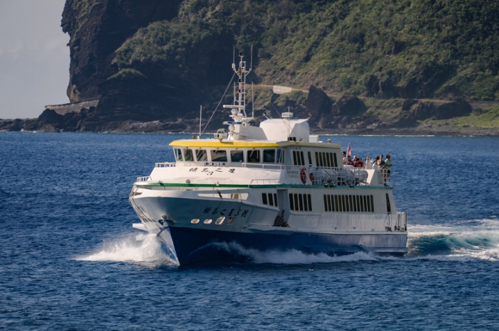 [遊記] 蘭嶼四天三夜 (東清灣 青青草原 祈禱山 拼板舟 日出日落.......)