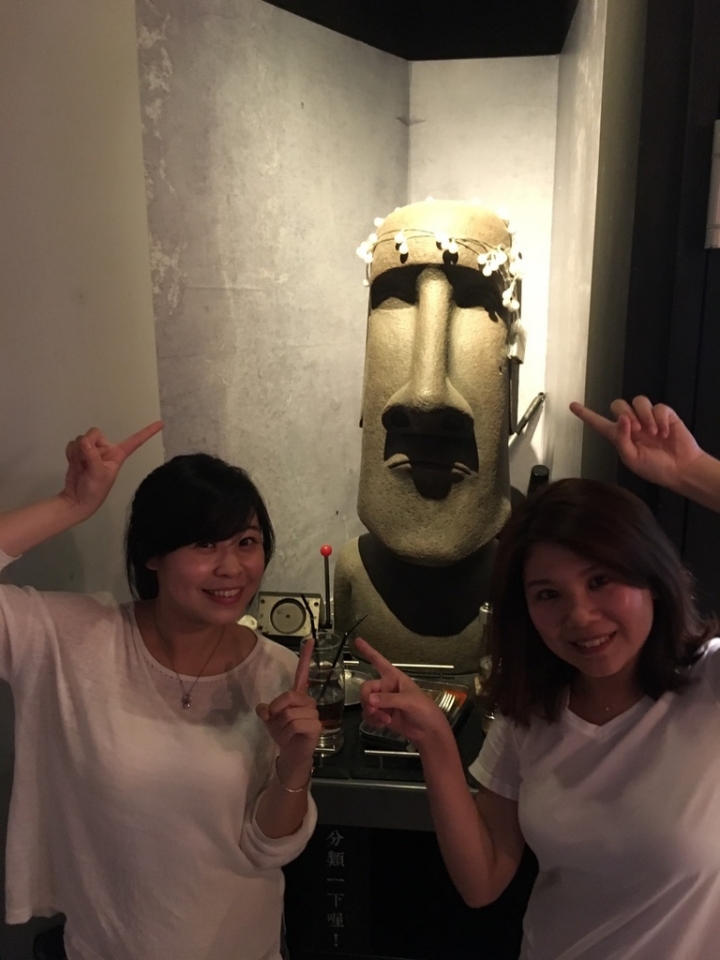 【美食|六張犁】Take Out Burger&Cafe美式餐廳,近通化夜市,隱藏版特製漢堡必點!
