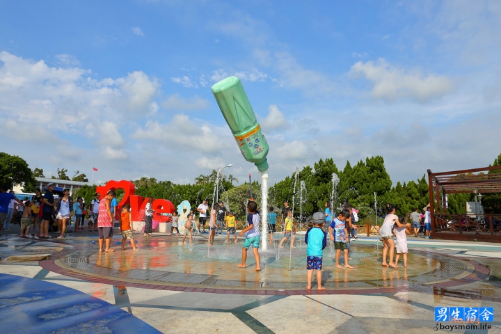 【親子景點】苗栗免費戲水地點,台鹽通宵精鹽場觀光工廠